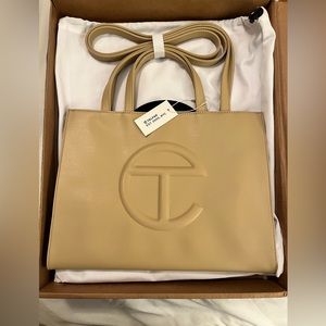 Telfar Medium Shopping Bag in Cream NWT